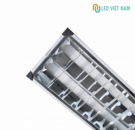 Thông số máng đèn led âm trần 300x1200mm inox, lắp được 2 bóng đèn led tuýp T8 dài 1m2